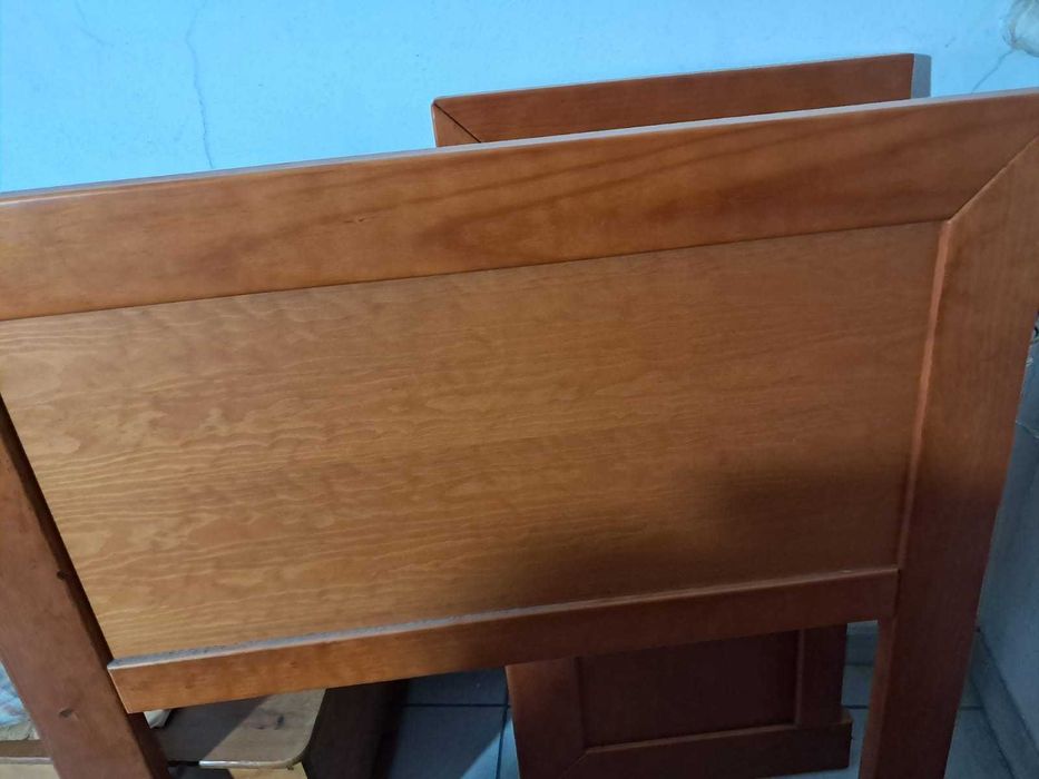 Cama de Solteiro com estrado