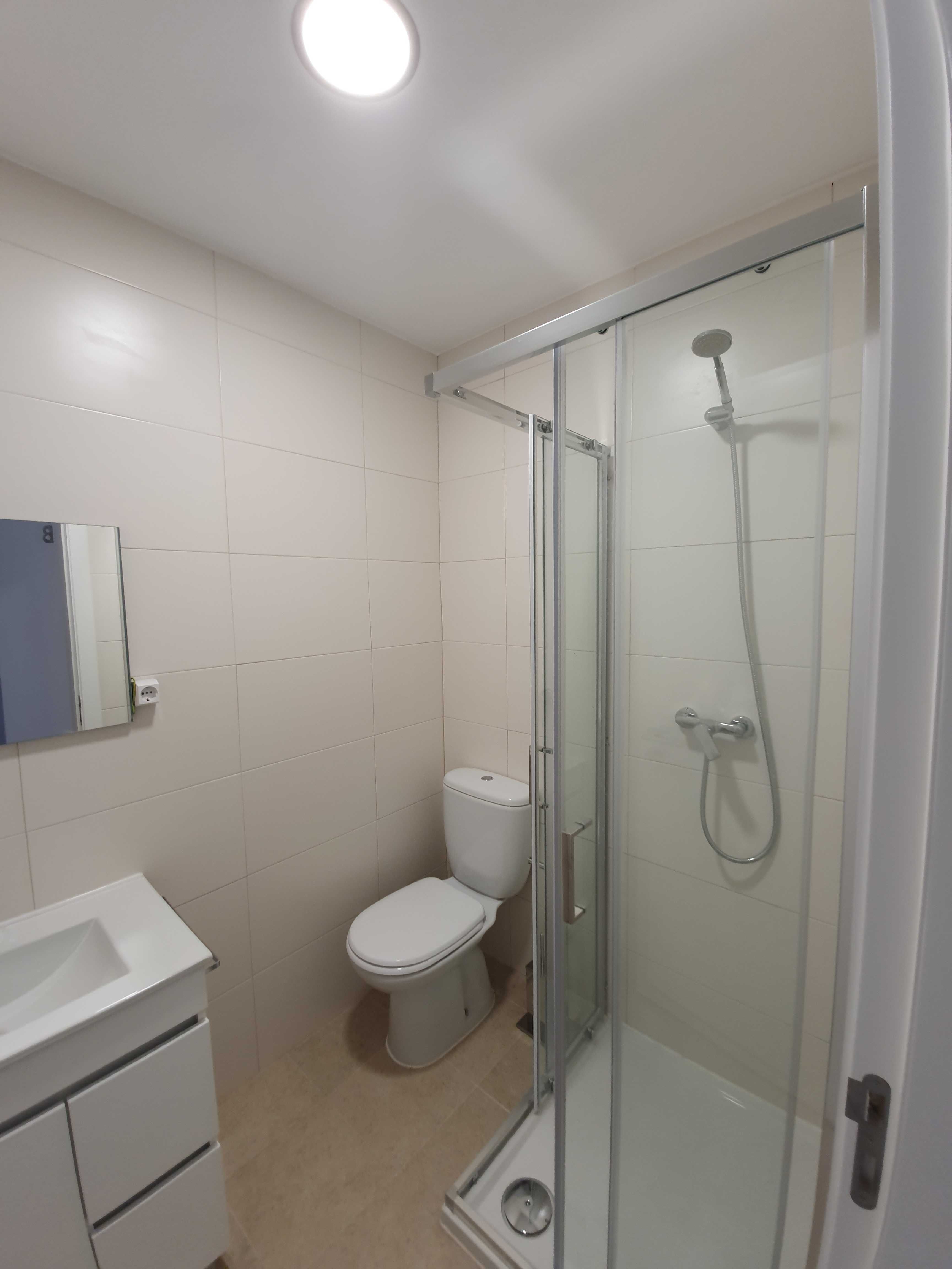 Aluga-se Apartamento T2 Leiria - em frente Parque do Avião