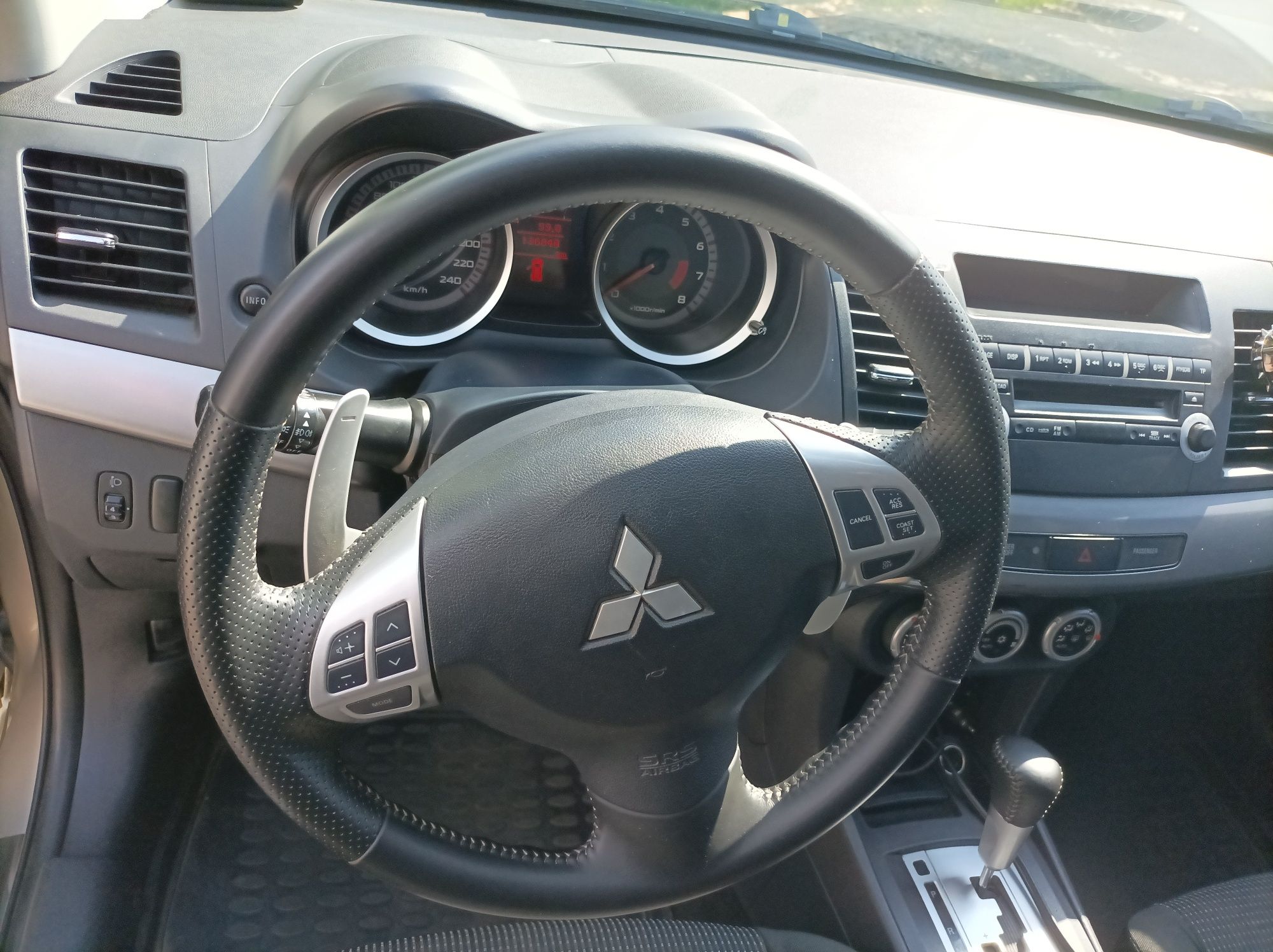 Mitsubishi lancer