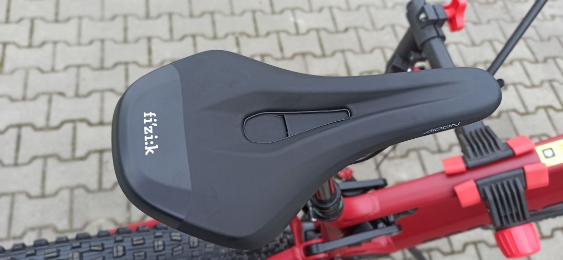 Mondraker level R, Bosch Smart 750Wh FOX ( cube, focus, spec)