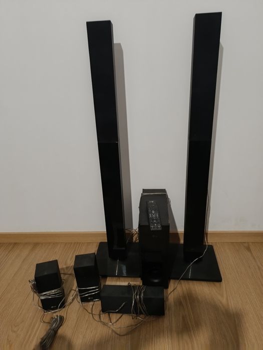 Sistema Home Cinema LG- 5.1 Surround + DVD Player