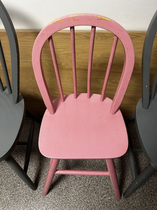4 krzesla plus 1 dzieciece ikea