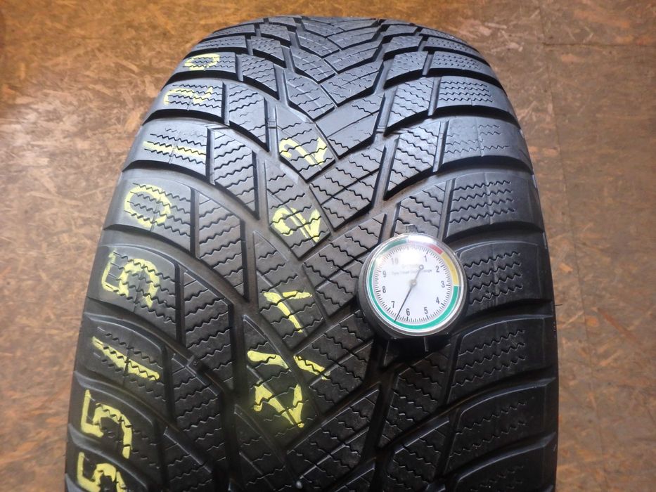 255/50r20 255/50/20 Bridgestone Blizzak LM001 AO Z/122