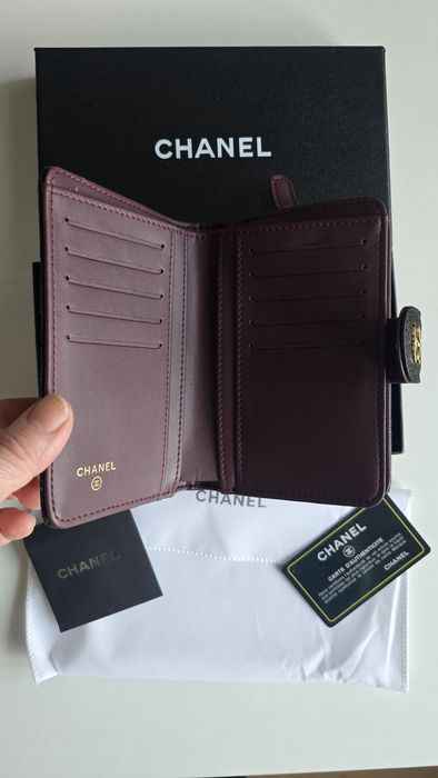 Portfel w pudełku  skóra naturalna