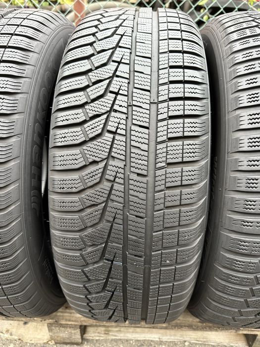 Hankook Winter iCept 235/60/18 kpl 4 szt rok 2020 bieżnik 5-6 mm