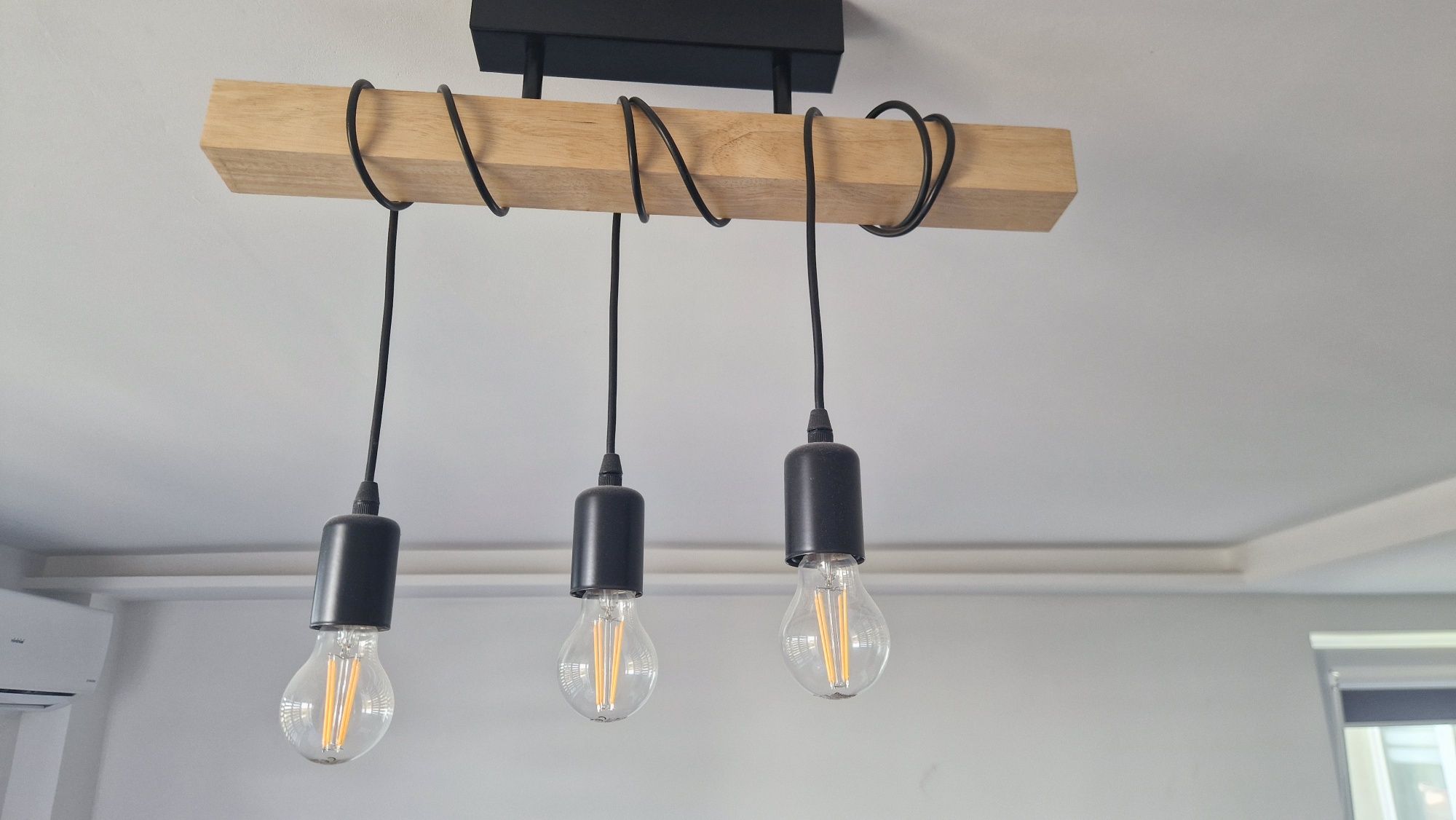 Lampa sufitowa wisząca industrialna (styl loftowy)