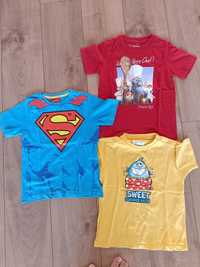 2 t-shirts- Disney; Marvel; Variada (6anos)