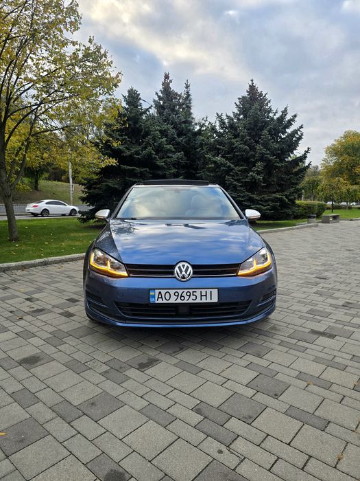 Продам Volkswagen Golf 7
