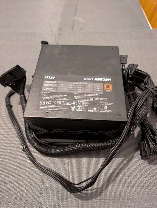 MSI MAG A650BN 650W 80 + Bronze