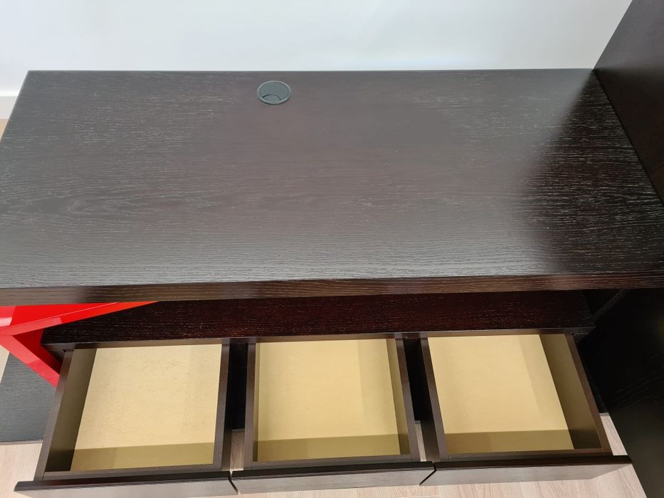 Móvel de TV em madeira