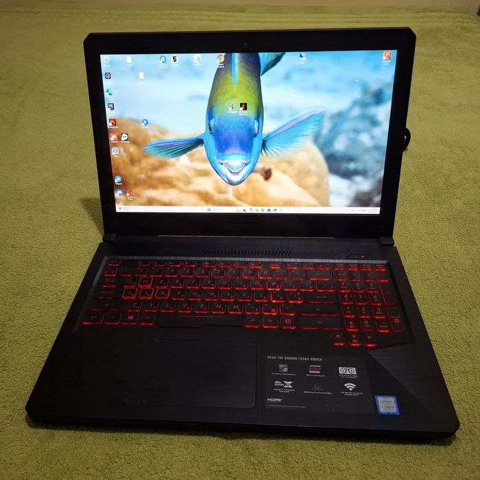 Ноутбук Asus TUF Gaming FX 504 gm. Игровой черный матовый