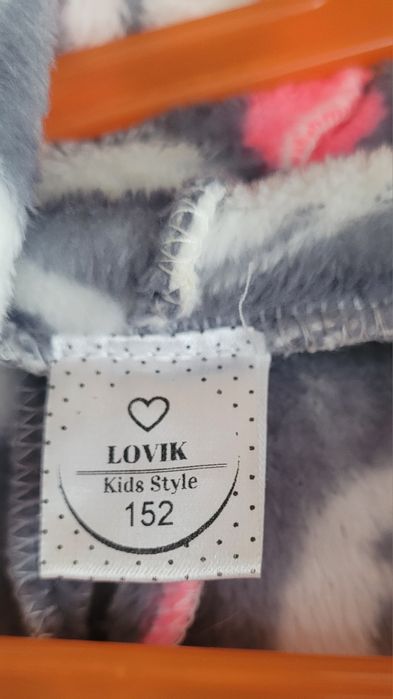 Szlafrok dziewczęcy 152