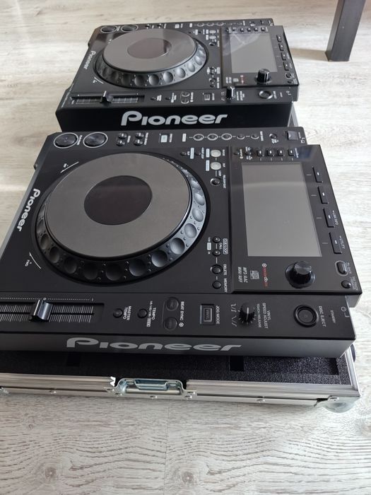 CDJ 900 NEXUS +  case gratis!
