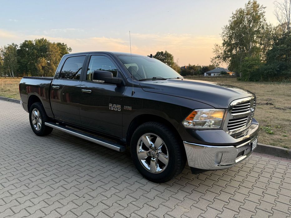 RAM 1500 4x4 - crew cab