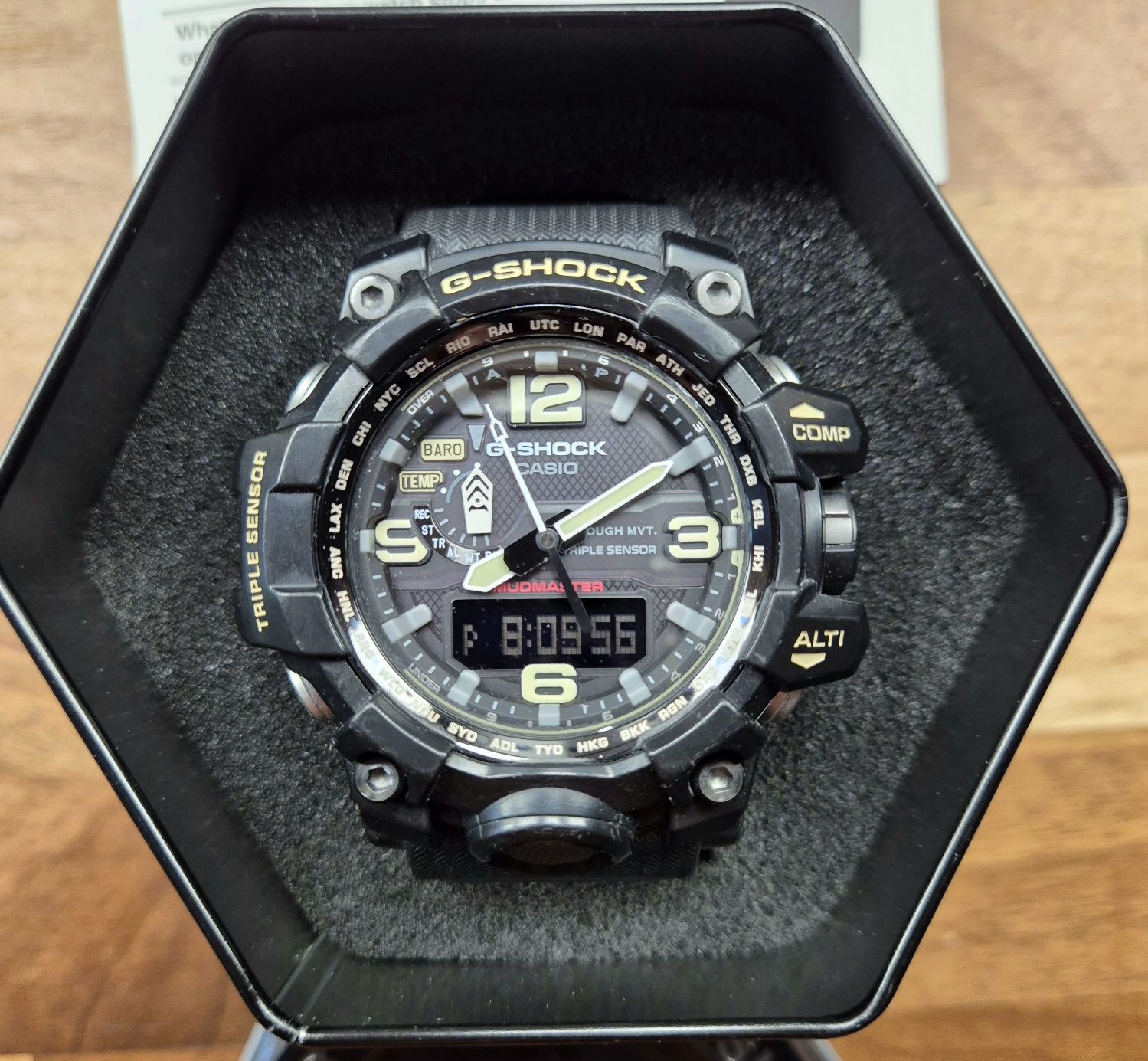 Sprzedam zegarek Casio G-SHOCK Mudmaster GWG-1000.