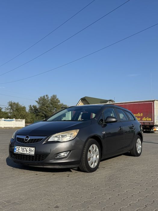 Opel Astra J 1.3 CDTI 2011 рік