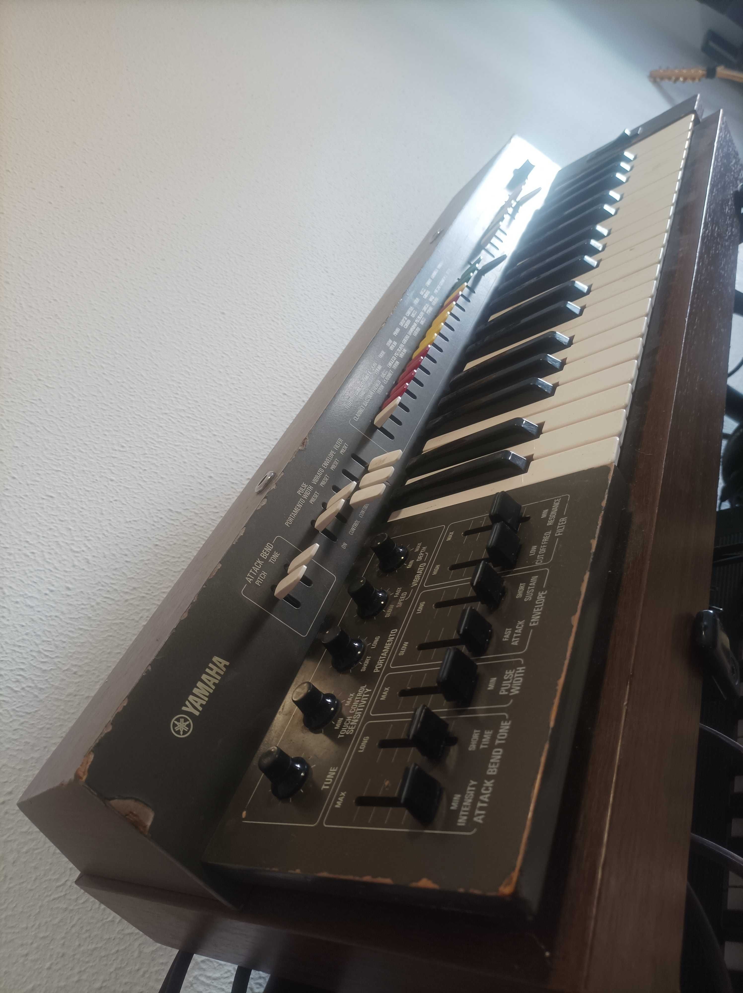 Yamaha sy 1 (mini cs40)