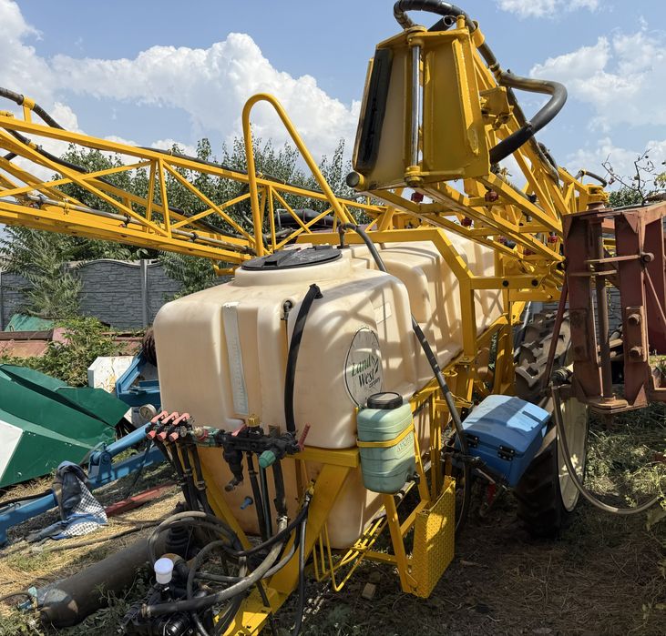 Оприскувач ОП-2000 Богуслав , ОПШ-2000 Кронос