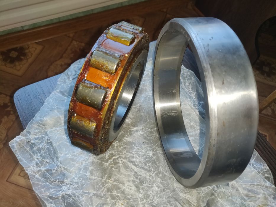 Подшипник скольжения цилиндрический 2317 ЧГП3 СССР законсервированной