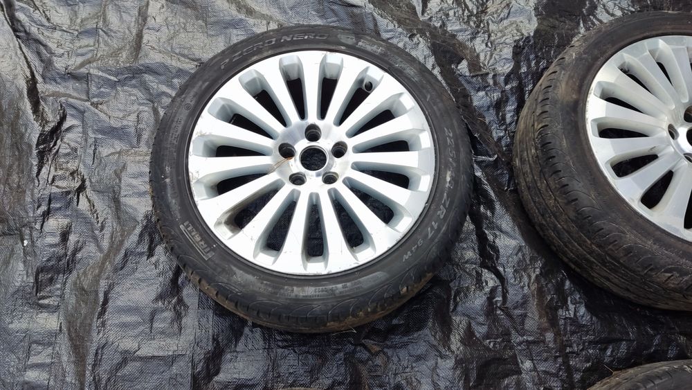Ford koła 17 całi 225/45/17 opony Pirelli Pizero Nero.