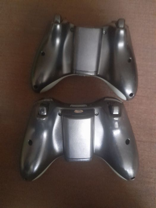 2 oryginalne kontrolery Microsoft do xbox 360