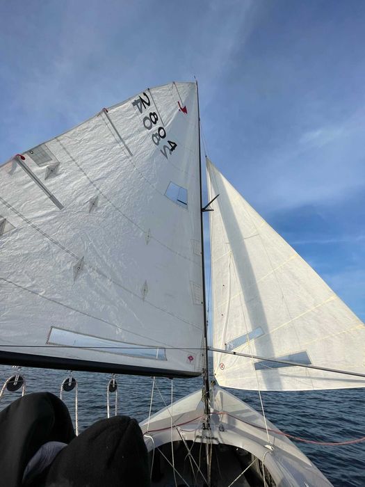 Jacht żaglowy KIELZUGVOGEL idealny do nauki i pierwszych regat dł 5,8m