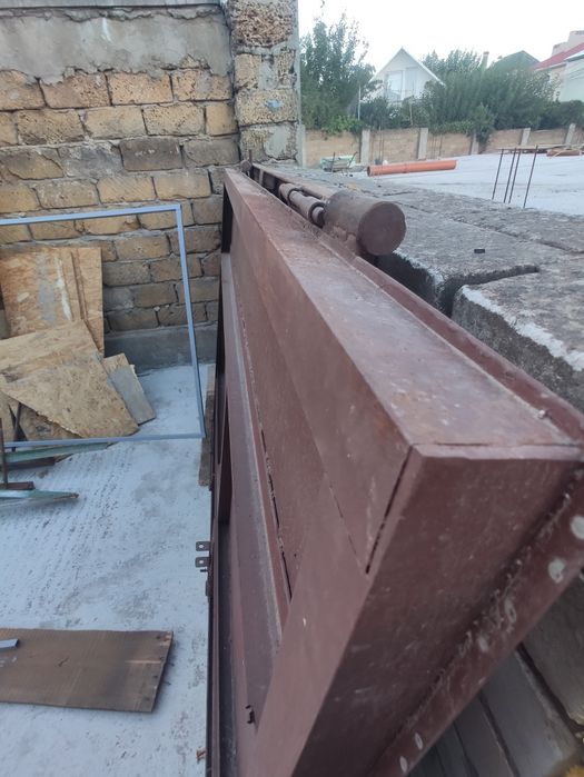 Ворота металеві гаражні 3*2 м