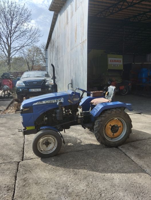 Продам трактор сінтай 220,тракторець у відмінному стані.