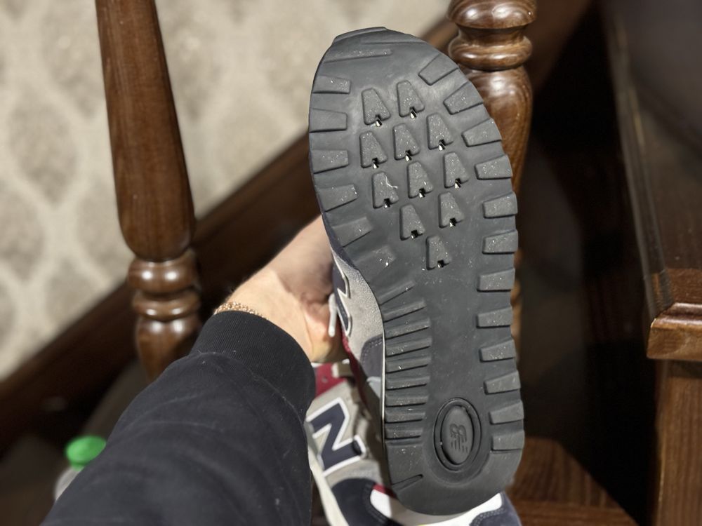 Кросівки New Balance  Б/У 43-розмір 28.5 см