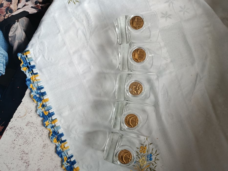 Copos de whisky para despachar