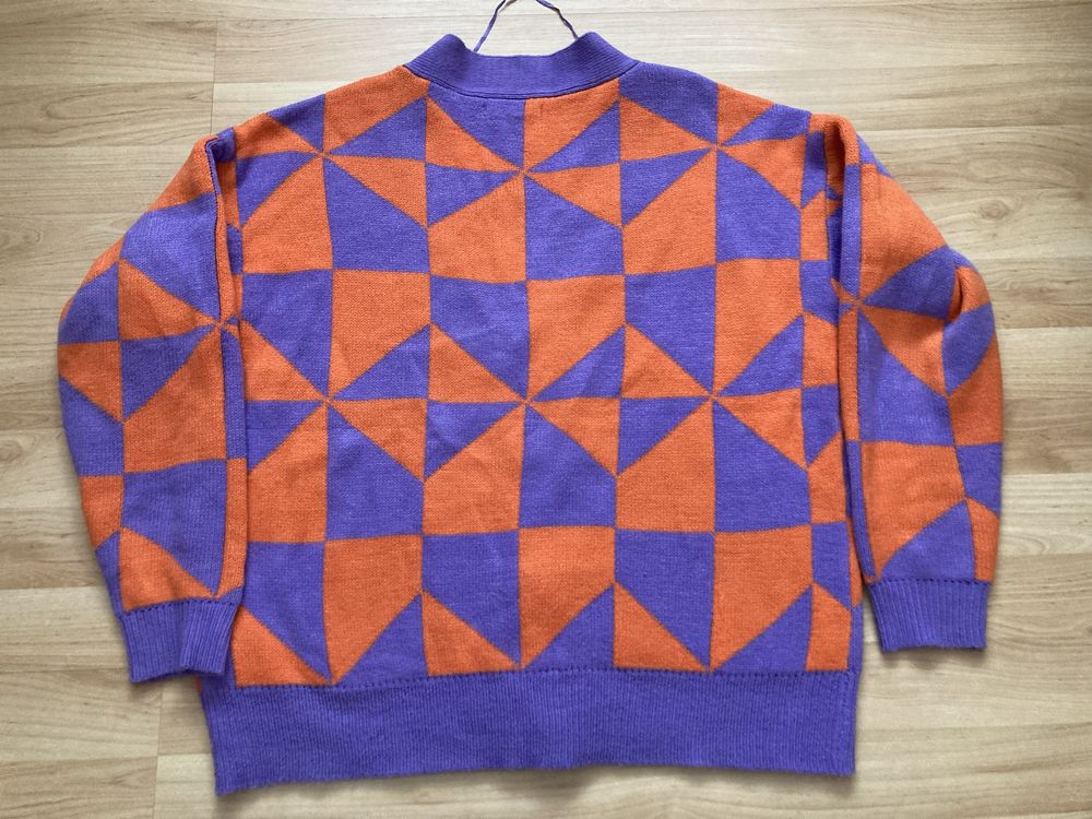 Sweter oversize w geometryczny wzór Sinsay roz. XXS