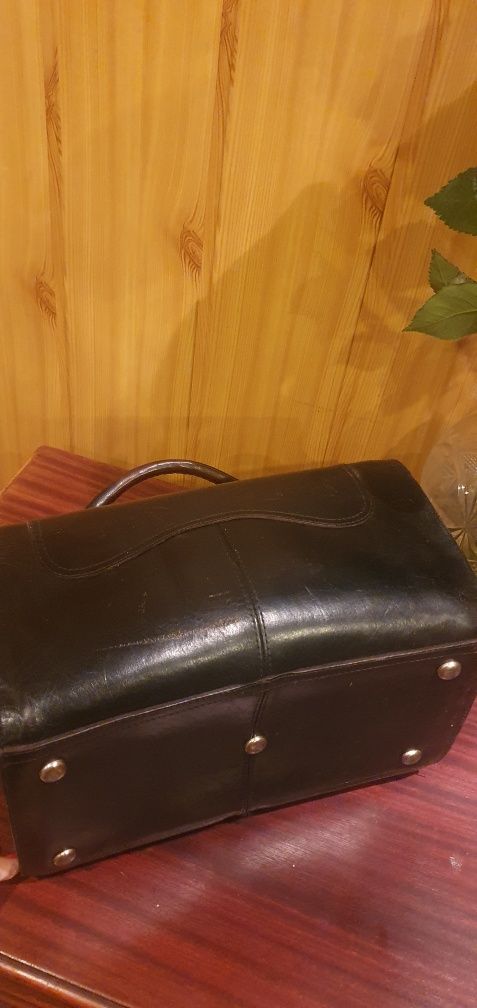 Super kuferek, torba lekarska skóra
