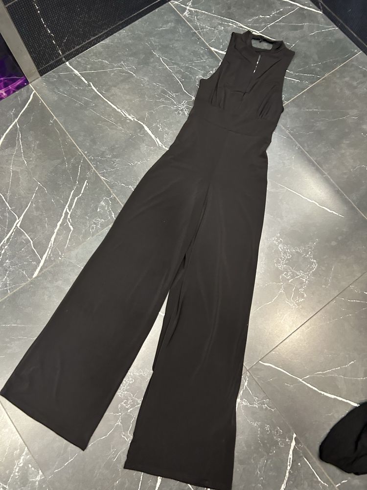 Kombinezon dopasowany szerokie nogawki New Look 38 M