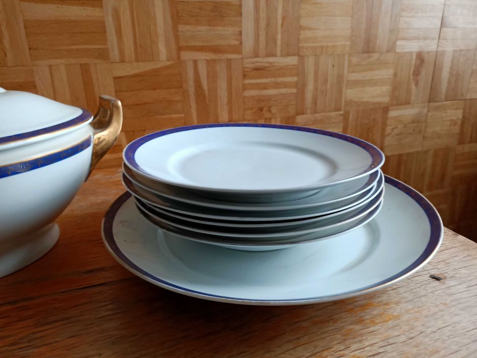 Waza,sosjerka,talerze porcelana Giesche lata 30te.