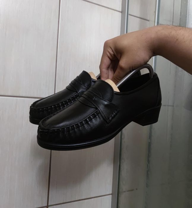 buty damskie 39 Ajas czółenka mokasyny obuwie czarne 39 But skórzane c