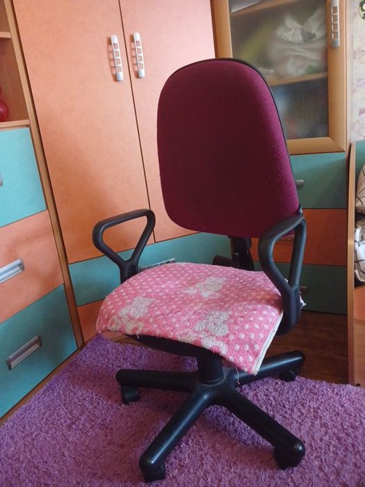 Письмовий комп'ютерний стіл+стілець в подарунок