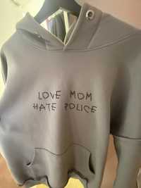 Bluza skilly ,,love mom hate police”