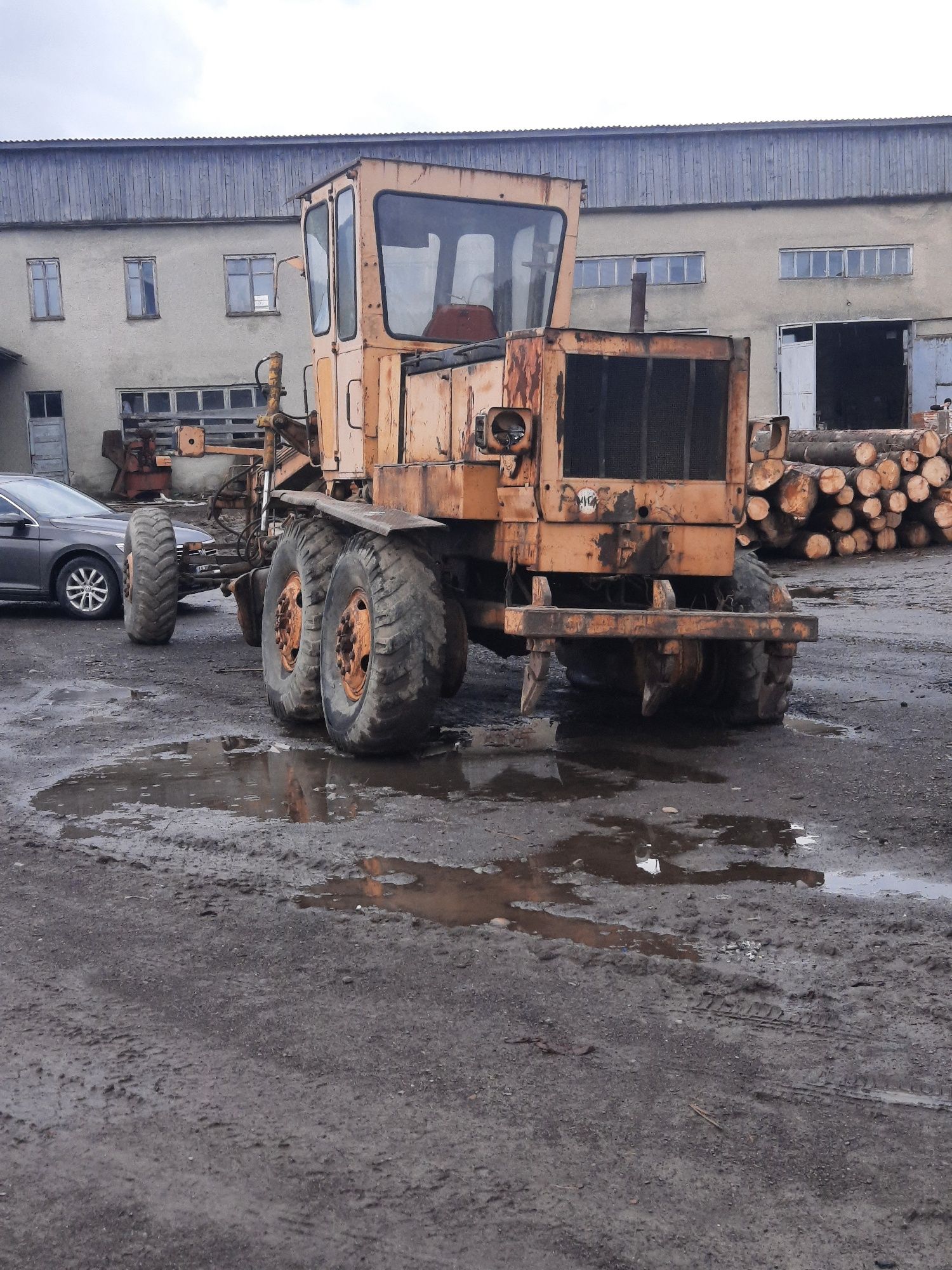 Продам автогрейдер ДЗ-143