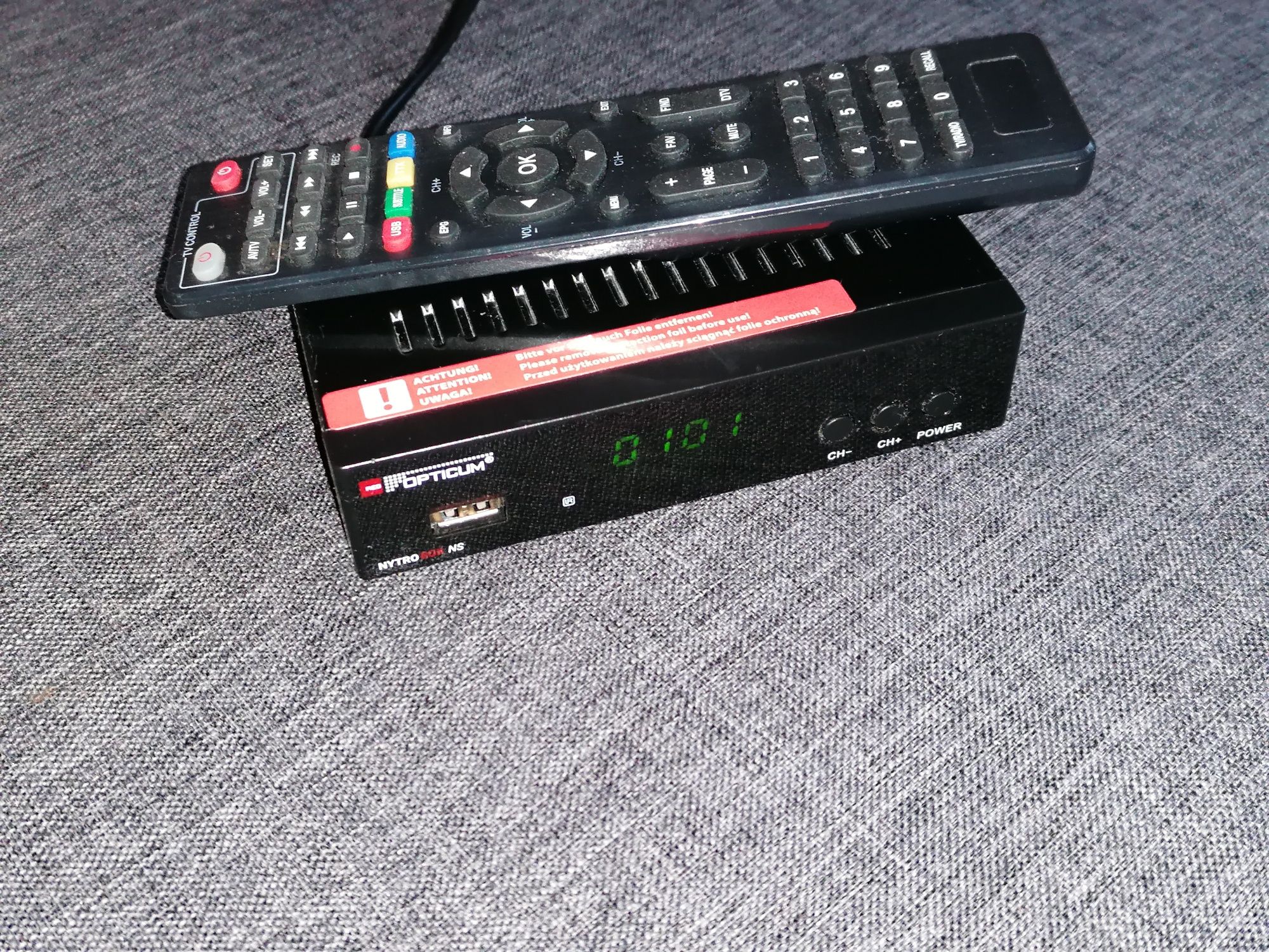 Dekoder dvb-t2 h.265 HEVC Opticum tuner
