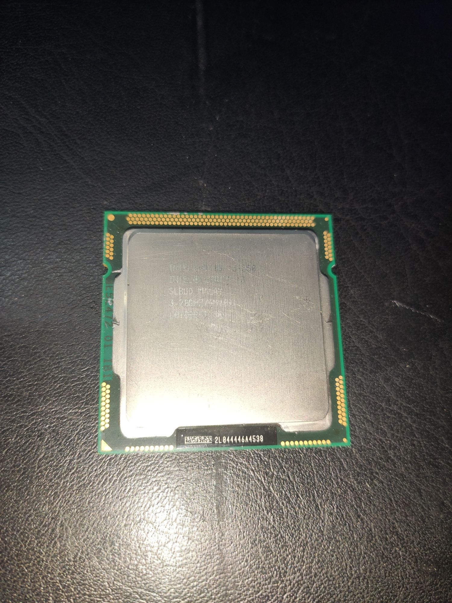Intel i3 - 550 3.20GHz/ 4M/ 09A  SOCKET: LGA1156