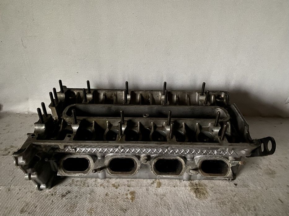 Головка блока циліндрів ГБЦ BMW Е39 Е38 M62B35 V8 права