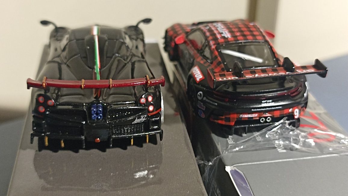 Машинки моделі mini gt, tarmac 1/64