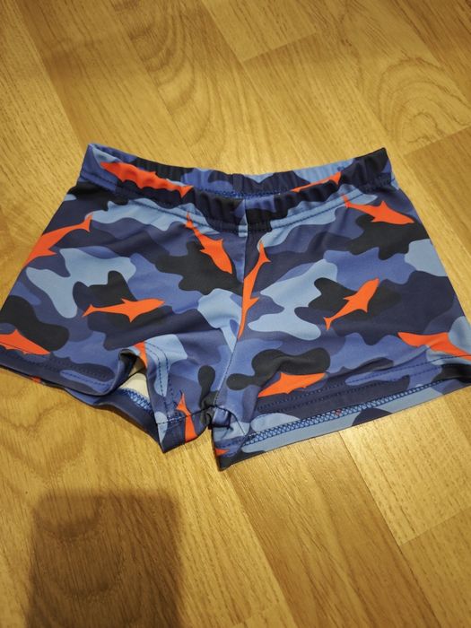 Kąpielówki r. 86 Coccodrillo rekiny