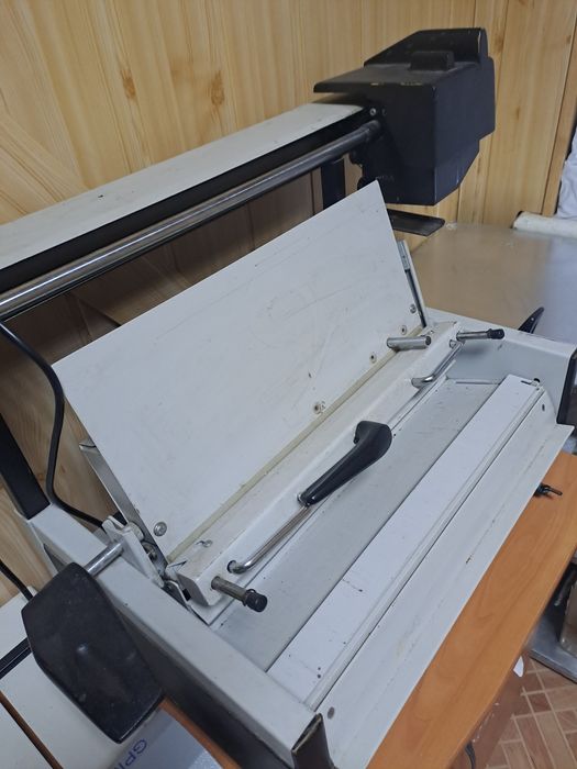 Термобіндер Fastbind 210 E Practic