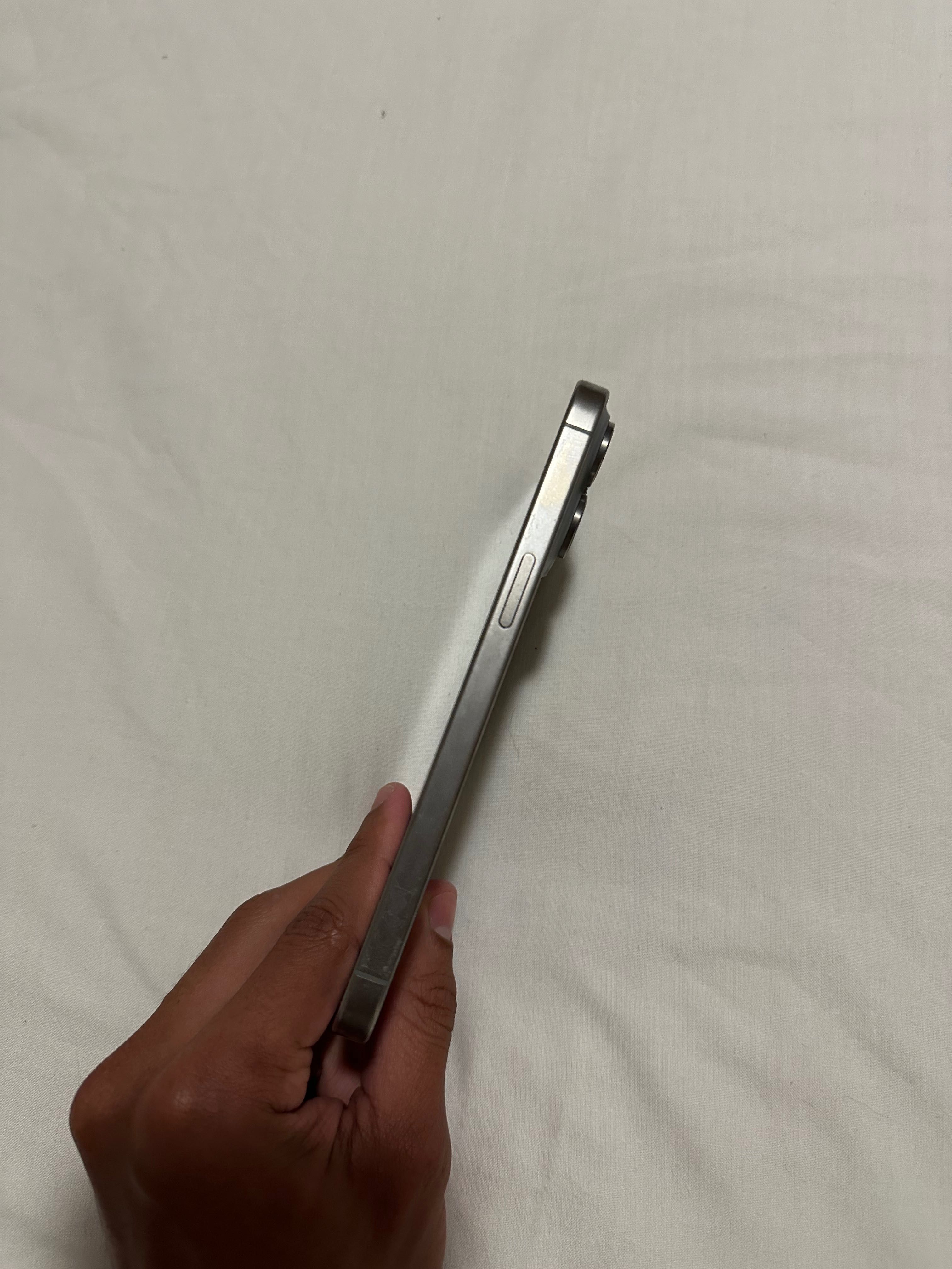 iPhone 15 Pro Max - 256gb