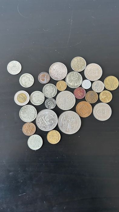 Conjunto moedas Portuguesas + Estrangeiras
