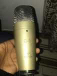 Microfone de estúdio c1