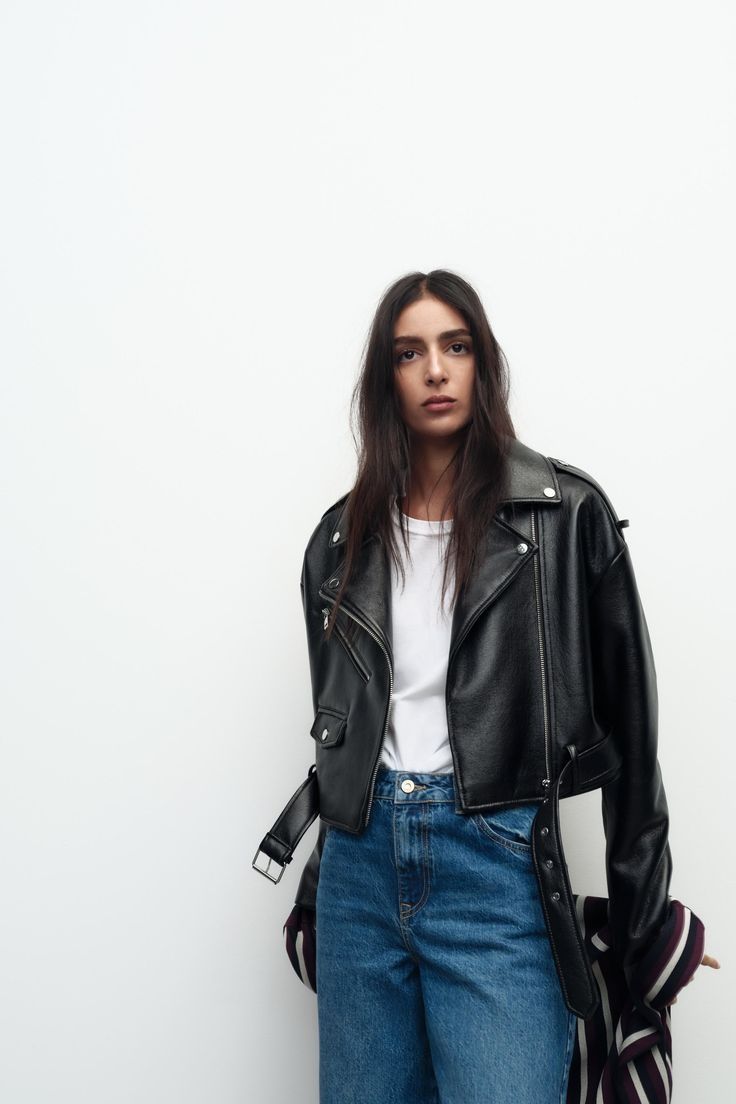 Шкіряна куртка жіноча Zara косуха
