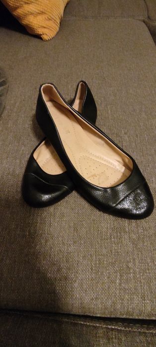 Czarne      baleriny