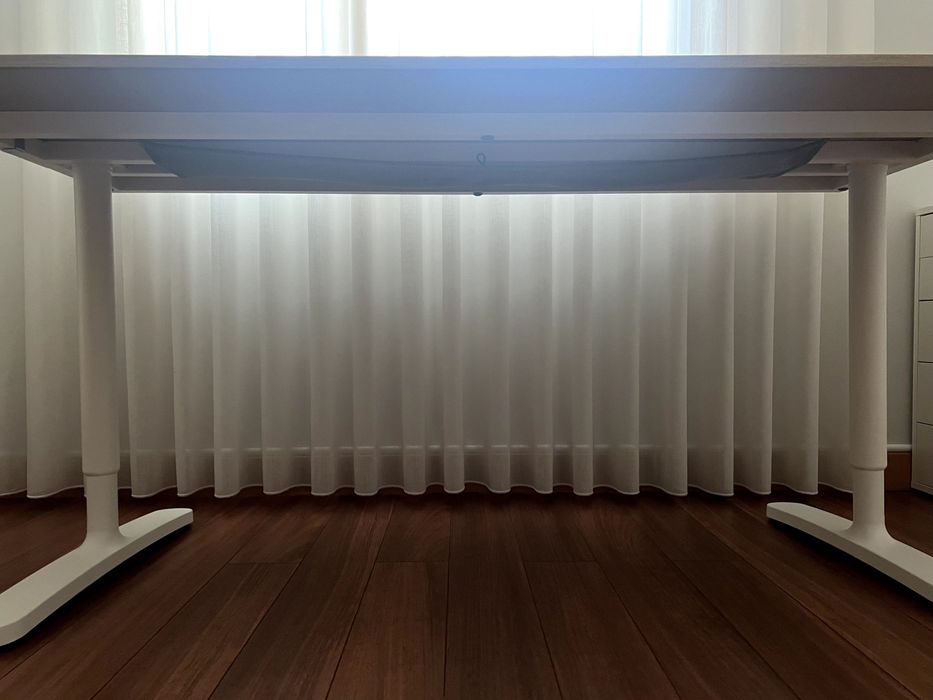 Secretária Bekant IKEA 160x80